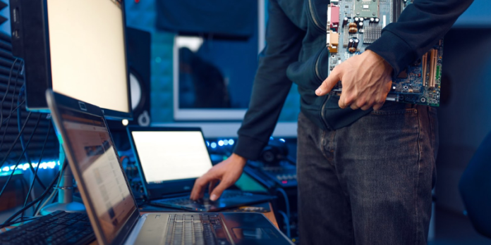 how many years is information technology course